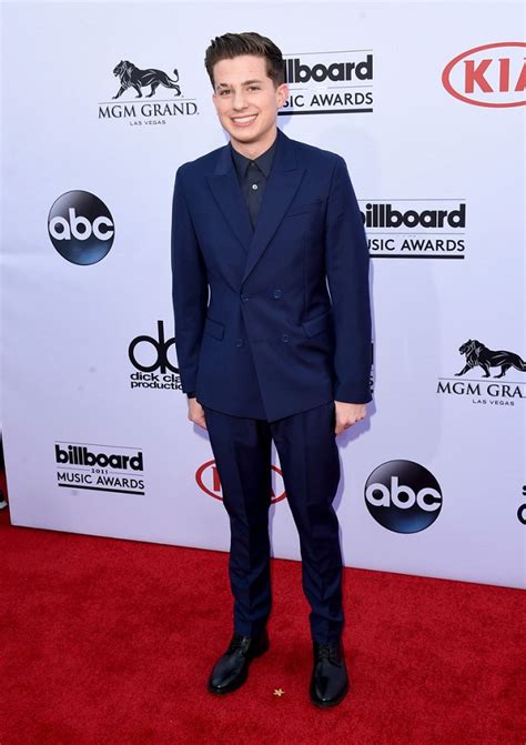how tall is charlie puth.